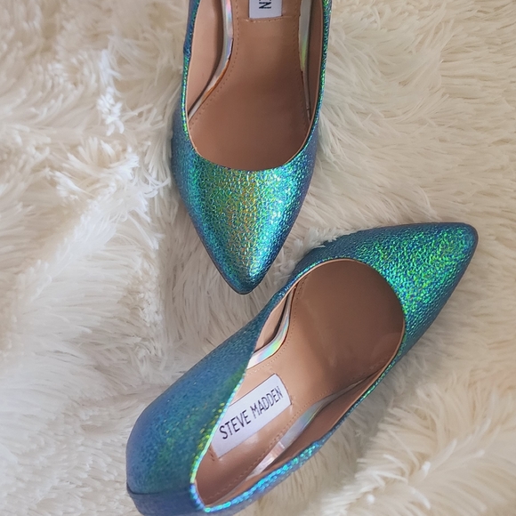 Steve Madden Shoes - Steve Madden Shoes, Size 5, Metallic Blue